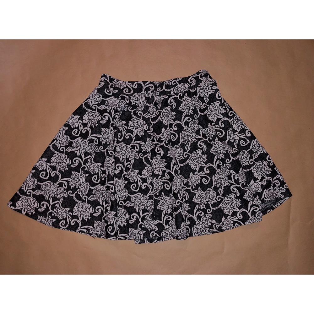 JOE B SKATER SKIRT